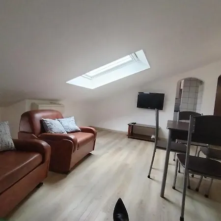 Greta Pineto's House Apartman *